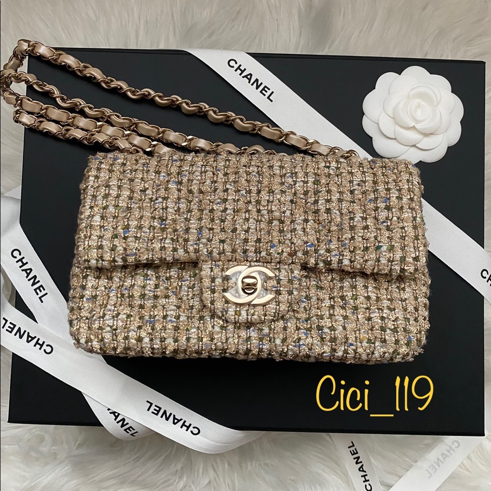 New CHANEL Classic Mini Flap Bag Limited Edition💫
